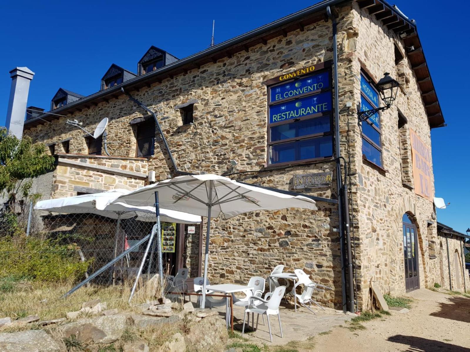 Albergue El Convento De Foncebadon Ostello Esterno foto
